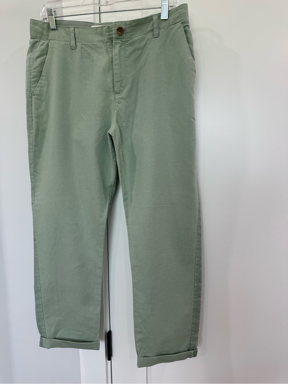 GAP Women’s Sage Green Girlfriend Chino Pants with Side Panel embroidered detail